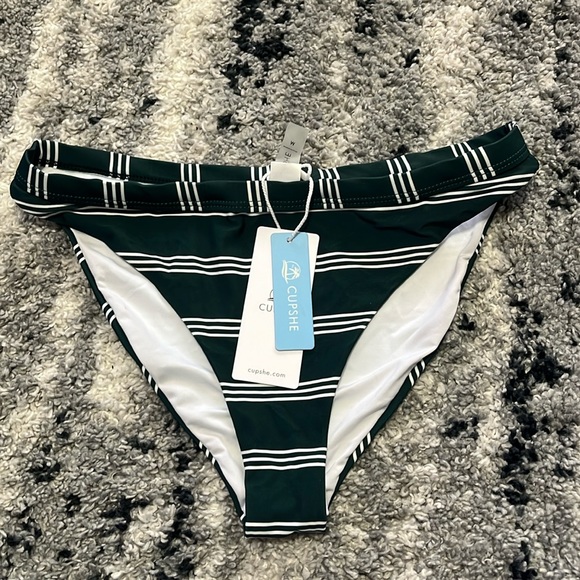 Cupshe Other - Cupshe swim bikini